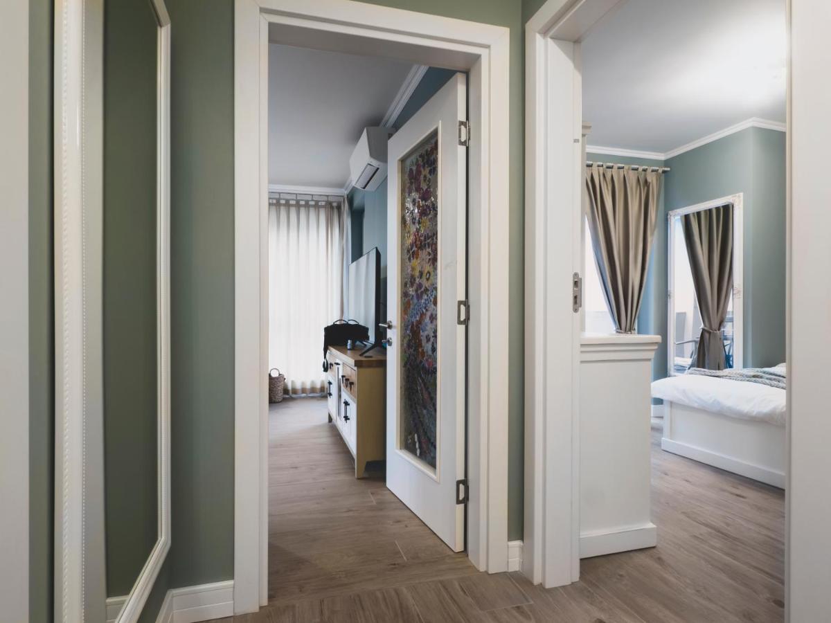 Stylish 1Bd - Free Private Garage Lägenhet Plovdiv Exteriör bild